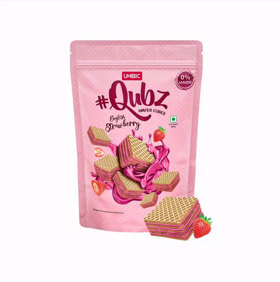 UNIBIC Qubz English Strawberry Wafer Cube (120g)